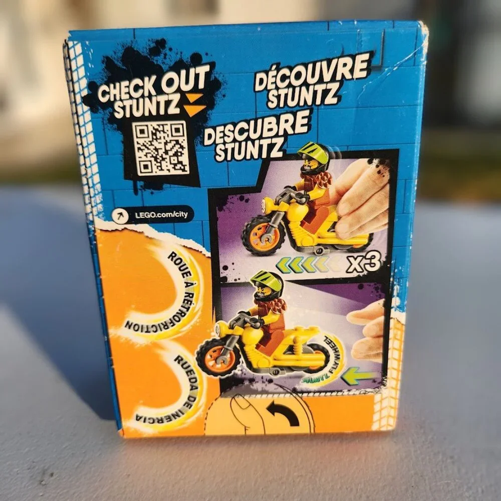 NEW LEGO 60297 City Stuntz Fly wheel Motorcycle Minifigure CHRISTMAS STOCKING ST